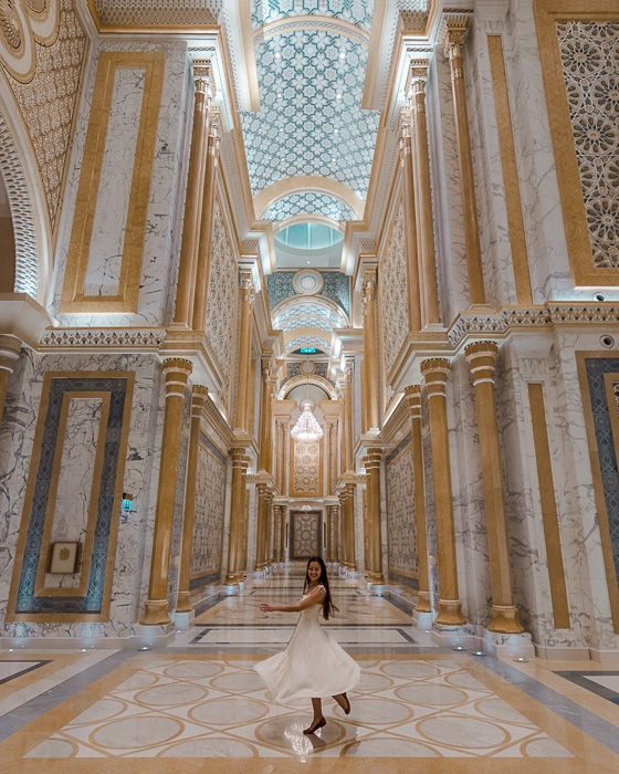 Abu Dhabi Qsar al Watan by Dancing the Earth