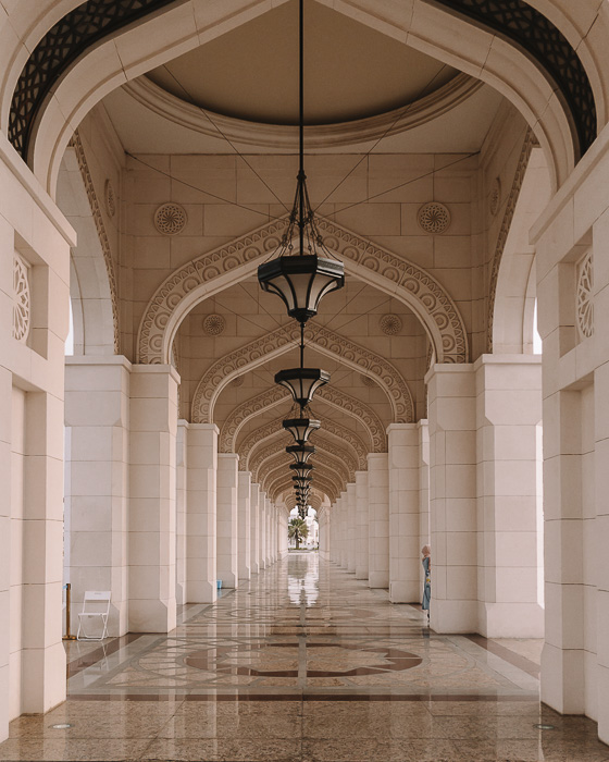 Abu Dhabi Qsar al Watan entrance's archs by Dancing the Earth