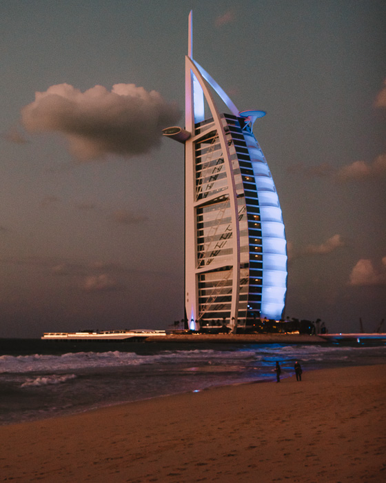 Dubai Burj al Arab by Dancing the Earth