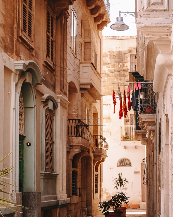 Malta travel guide Vallettra street by Dancing the Earth
