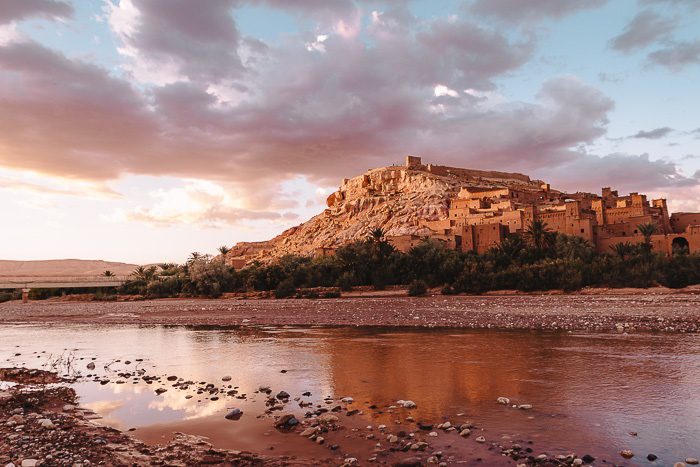 Morocco travel guide sunset in Ait Ben Haddou by Dancing the Earth
