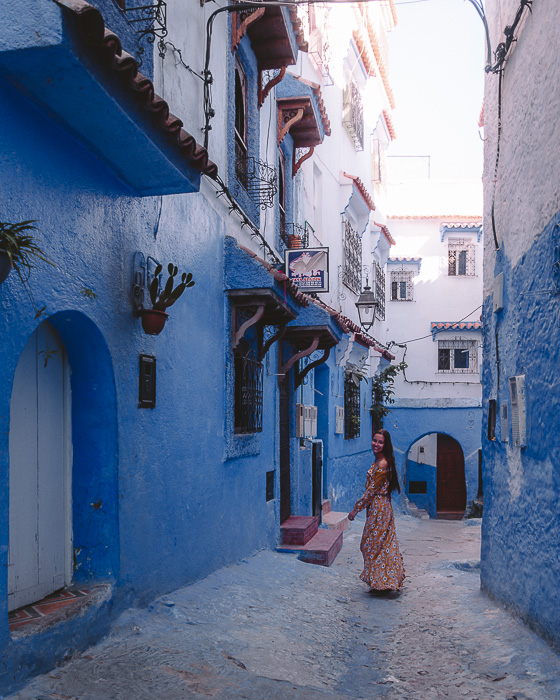 Morocco travel guide Chefchaouen blind alley by Dancing the Earth