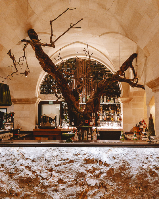 Bar area of Masseria le Lamie