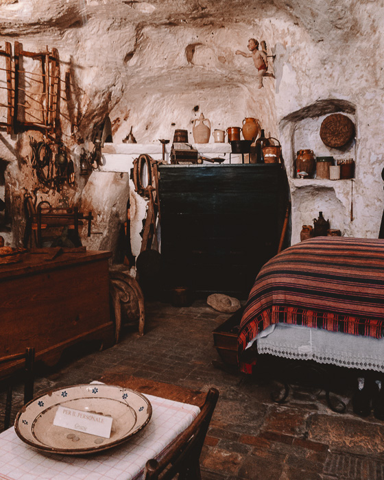 Casa Grotta, bedroom, Matera