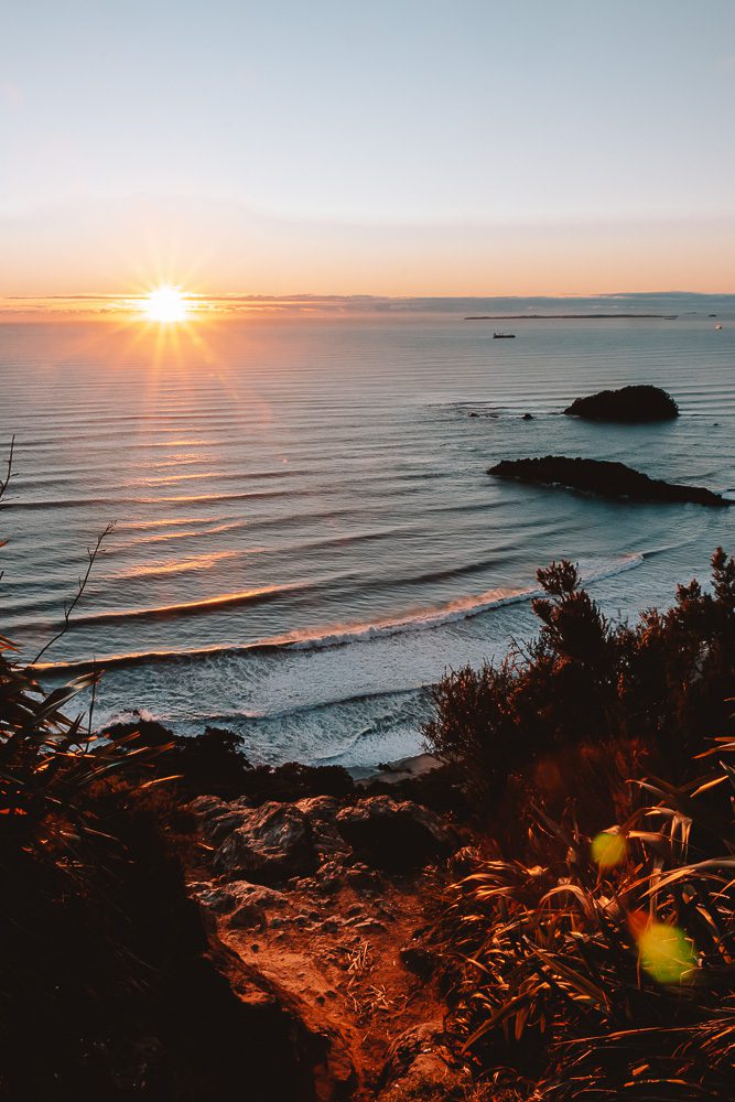 Mount Maunganui sunrise, Dancing the Earth