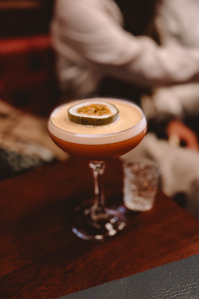 Cocktail at Oche Amsterdam, by Dancing The Earth