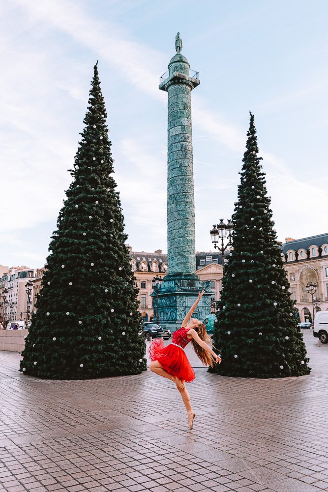 Place Vend&ocirc;me Christmas trees, Dancing the Earth