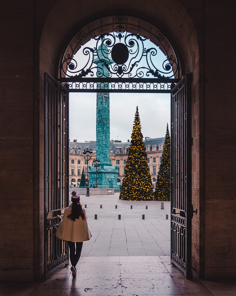 Place Vendôme, Christmas trees, Dancing the Earth
