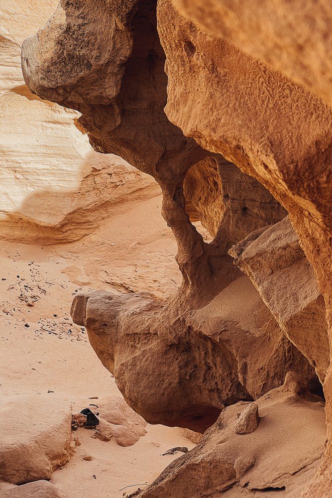 Sand details in Barranco Encantado by Dancing the Earth