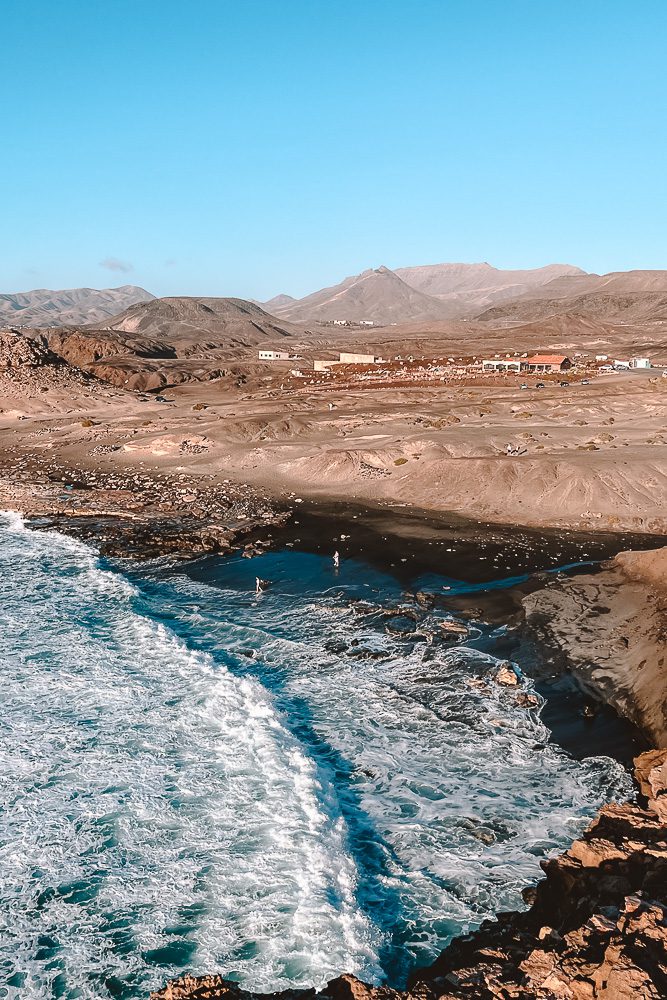 Black sand beach of La Pared, by Dancing the Earth