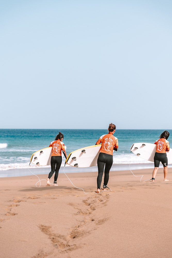 DancingTheEarth-Corporate-SurfAndRise-37