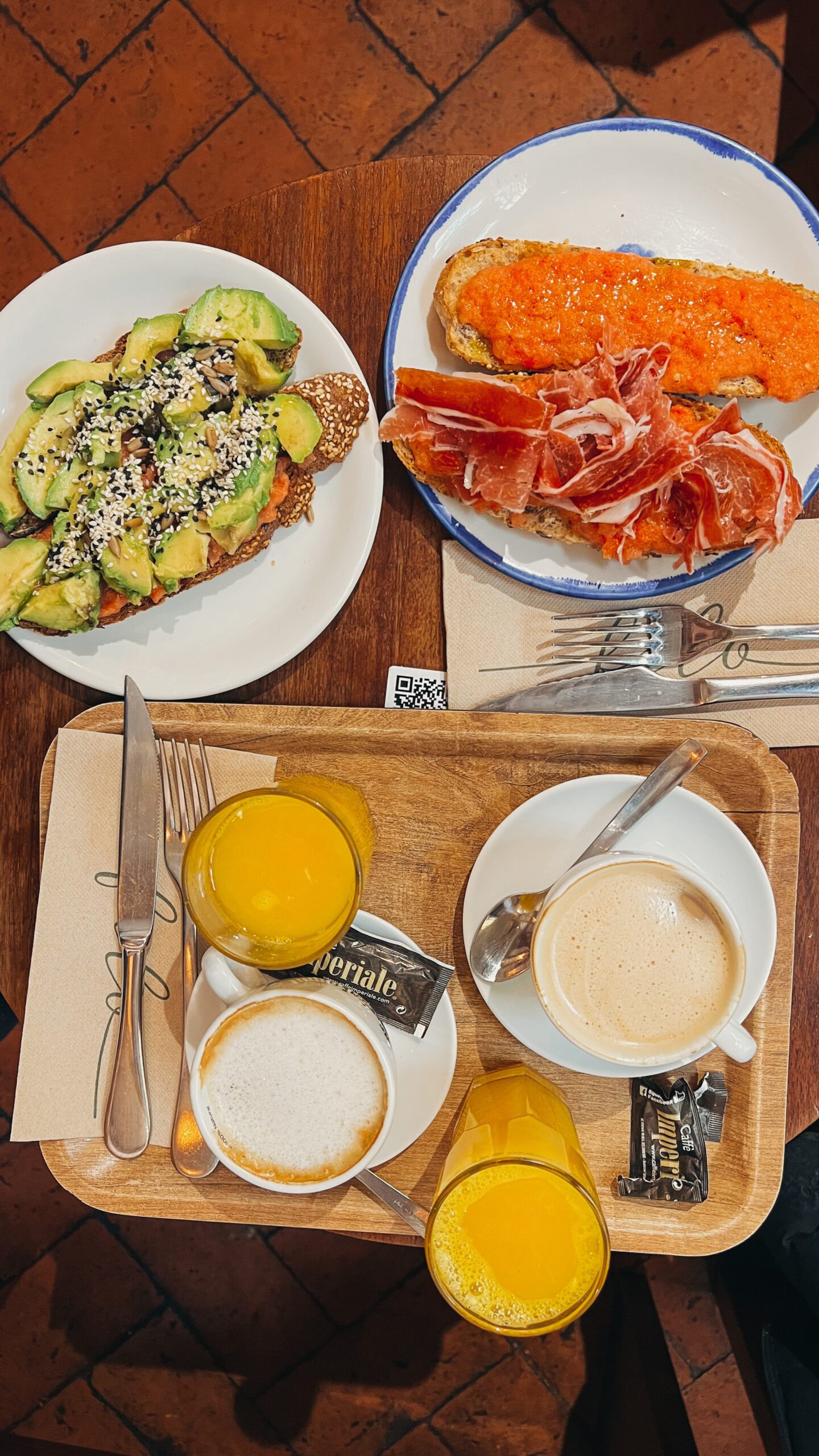 Seville, breakfast at Filo, by Dancing the Earth