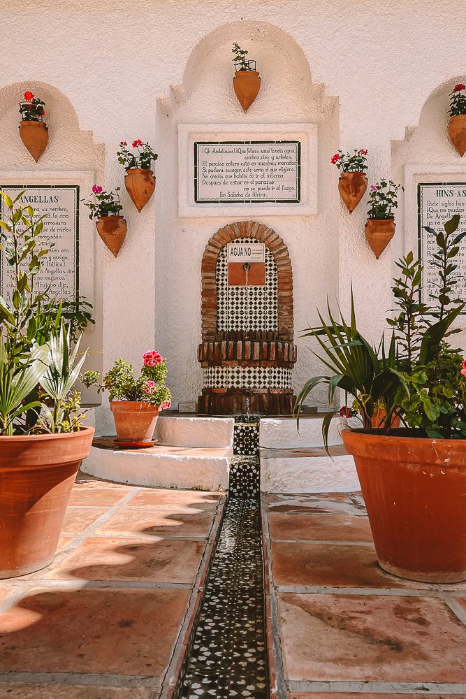 Andalusia road-trip itinerary, Iznajar Rincon Hins Ashar, by Dancing the Earth