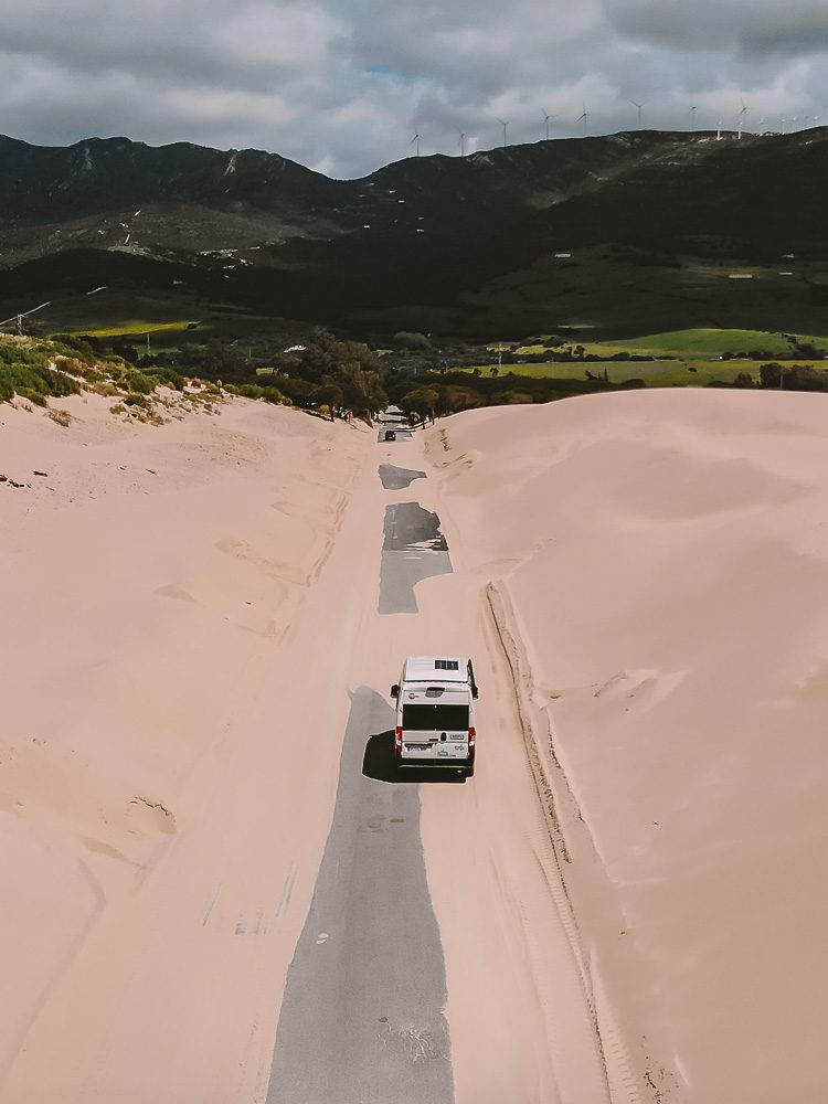10 Reasons Why You Should Travel With a Campervan