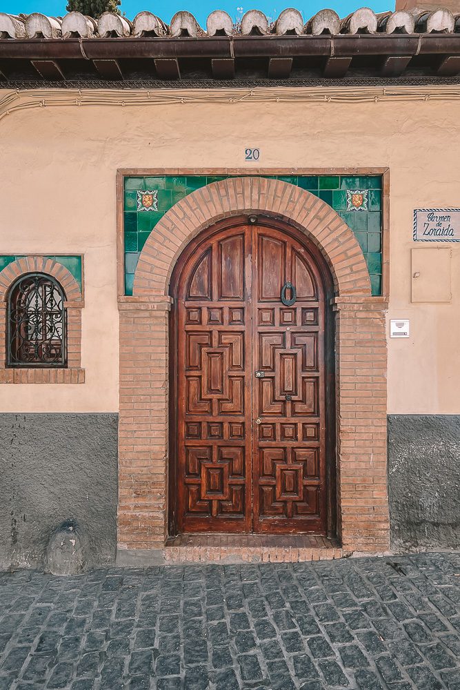 Granada weekend itinerary, Albaicin door by Dancing the Earth