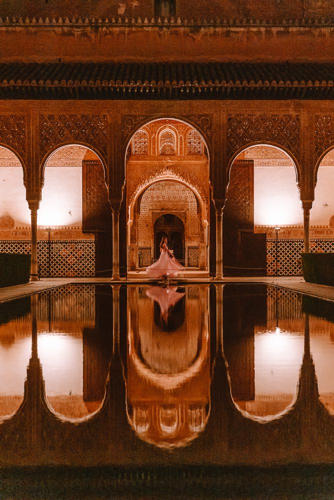 Granada weekend itinerary, Alhambra by night, Nasrid Palace arches details by Dancing the Earth