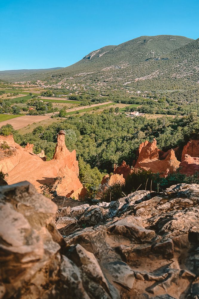 Provence Itinerary, Colorado Provencal, panorama on Luberon, by Dancing the Earth