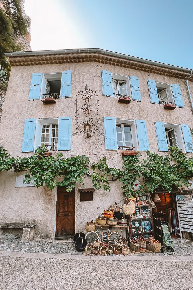 Provence, Moustiers-Sainte-Marie, bags shop, by Dancing the Earth