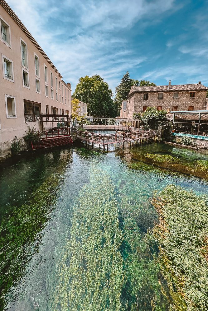 Provence Ultimate Itinerary, Fontaine de Vaucluse, by Dancing the Earth
