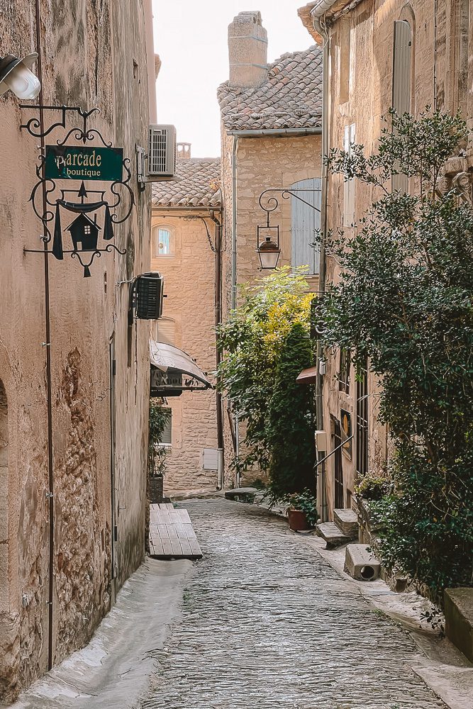 Provence villages, Gordes rue de l'Eglise, by Dancing the Earth