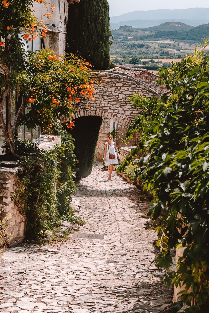 Provence villages, Joucas arch, by Dancing the Earth