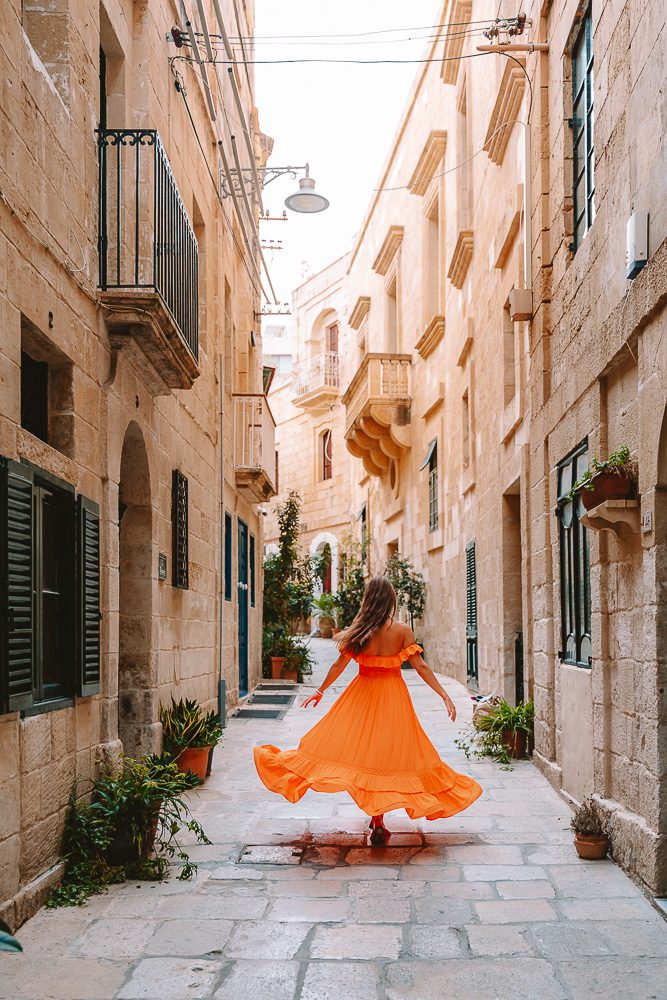 Malta, Birgu street, by Dancing the Earth