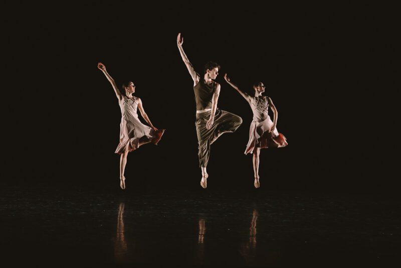 Dancing-the-Earth-ballet-photography-60