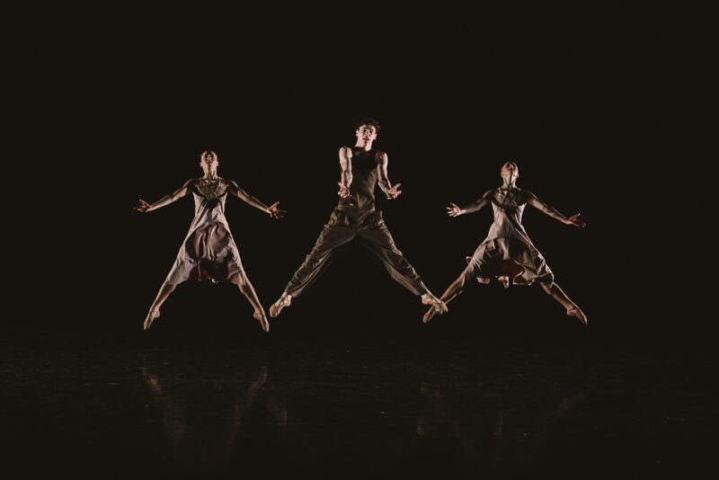 Dancing-the-Earth-ballet-photography-61