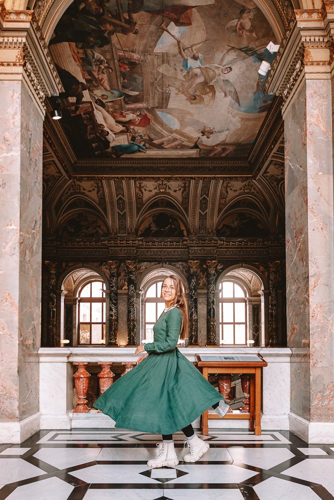 Kunsthistorisches Museum, by Dancing the Earth